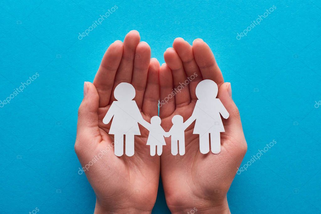 Immagine concettuale che rappresenta il sostegno a bambini e genitori